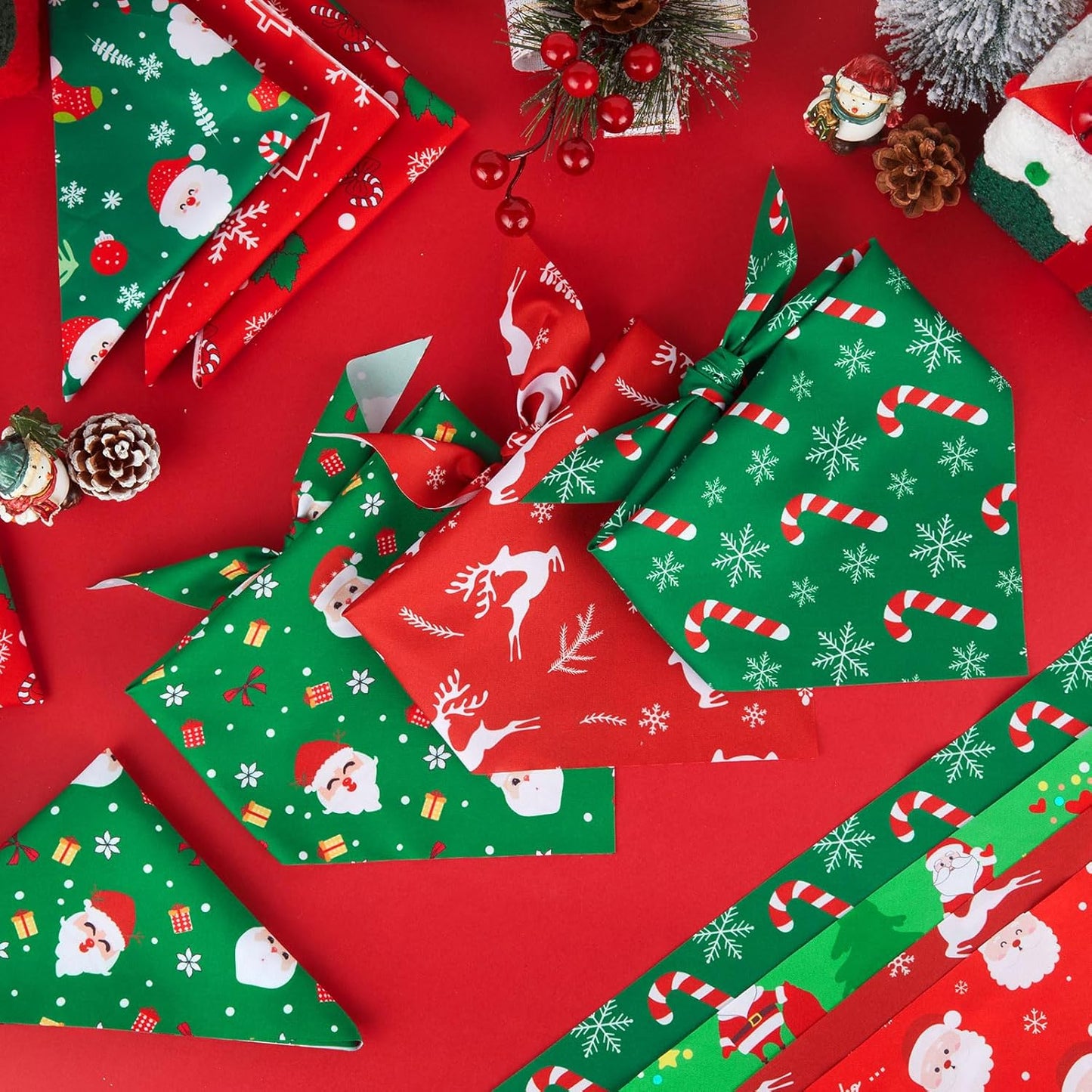 100 Pcs Christmas Dog Bandanas Bulk Xmas Santa Snowflakes Bandanas Adjustable Soft Bibs Triangle for Small Medium Large Pets Holiday Party Costume